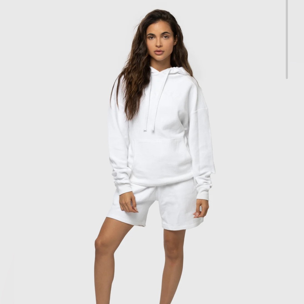Barry’s hoodie; size L